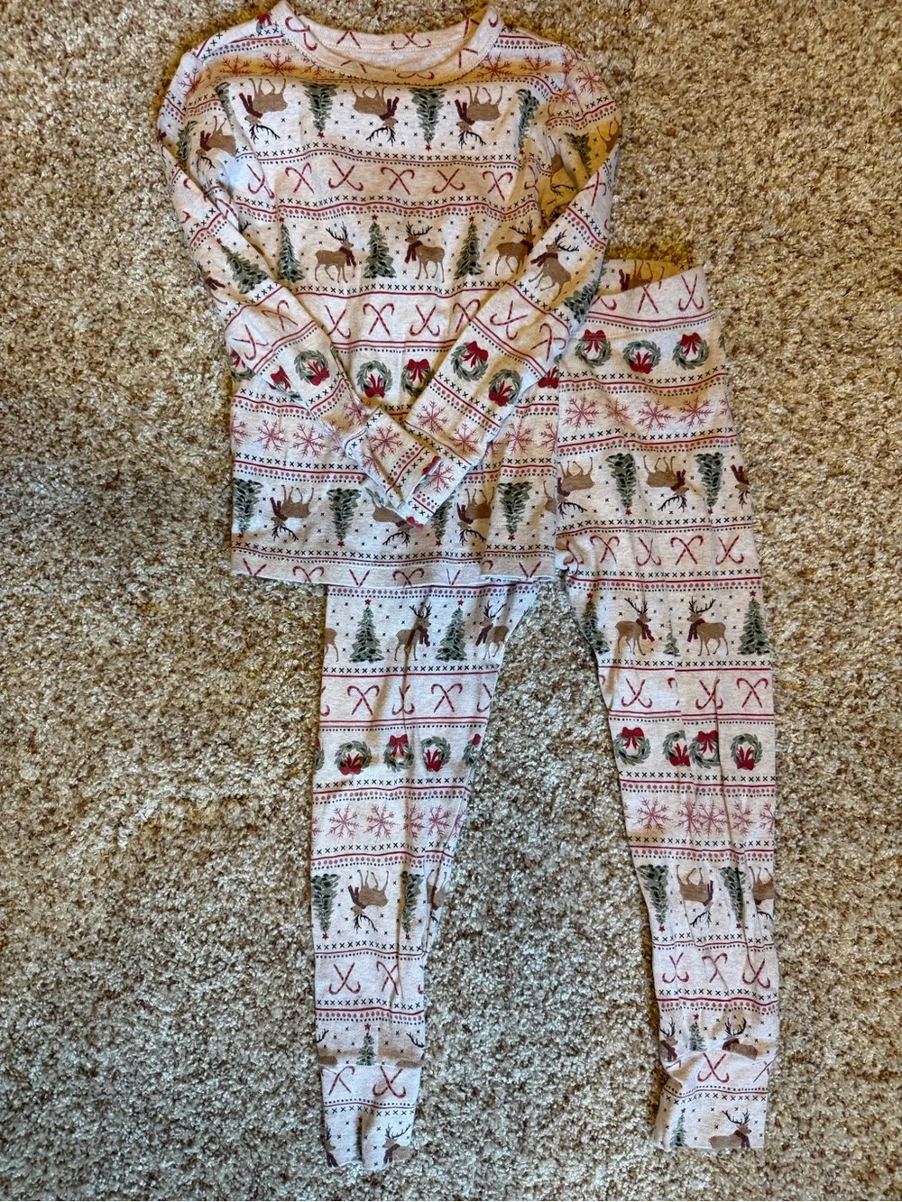 GAP Kids 2–Piece Christmas Pajamas Size 6 Organically Grown Cotton